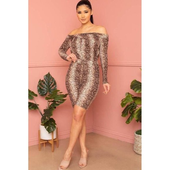 Throw It On Romper - Picture 1 of 5